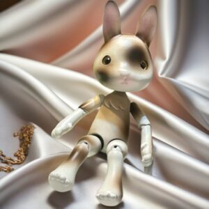 【新作紹介】焦茶のまだら模様のうさぎドール